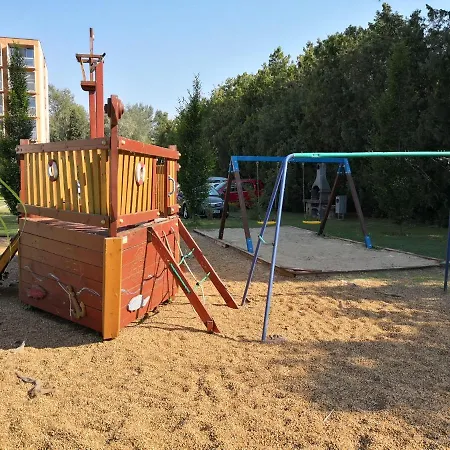 Апарт-отель Panorama906 Шиофок